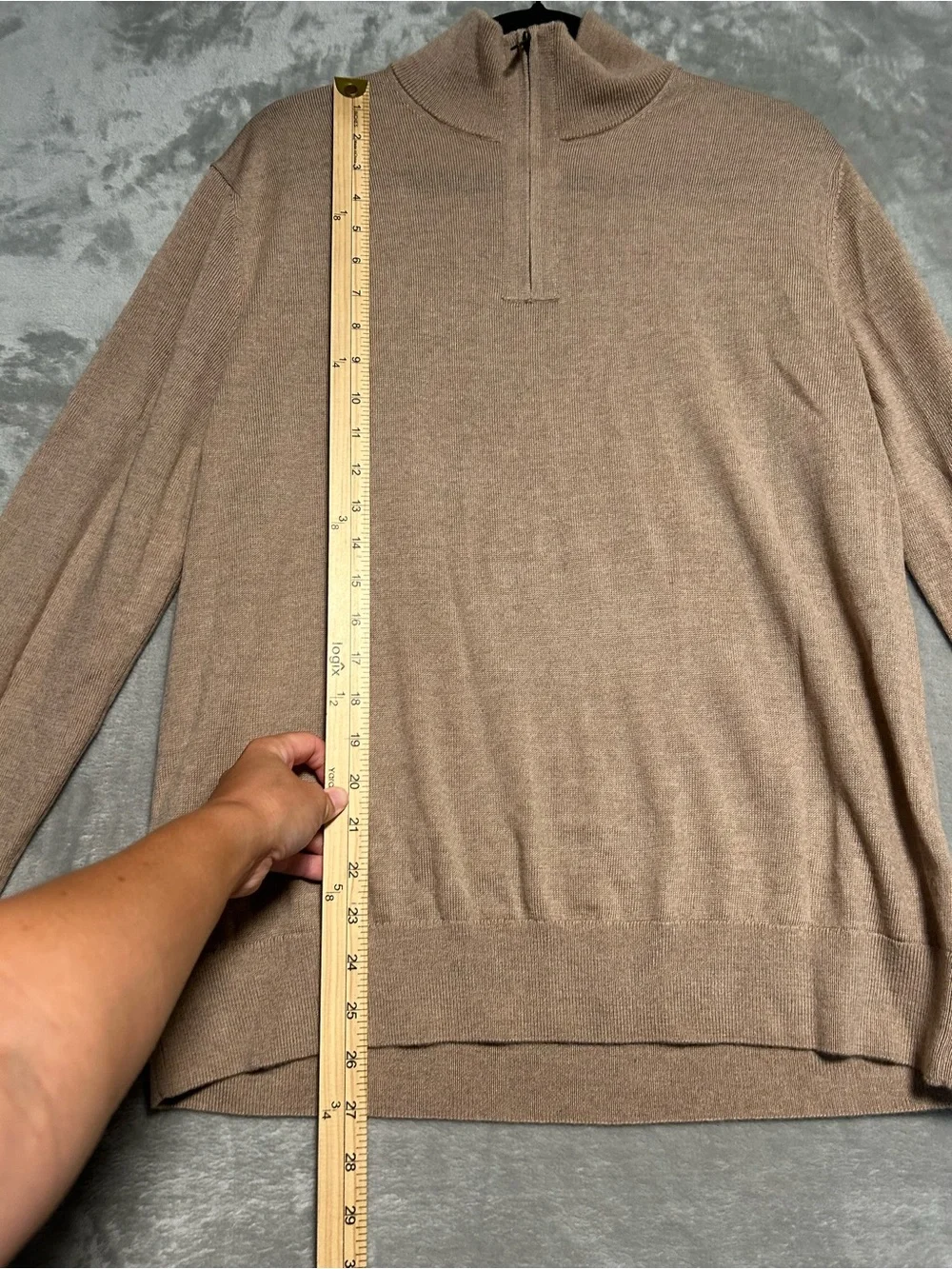 Banana Republic 100% Merino Wool Quarter Zip Pullover Sweater Men’s Large Tan